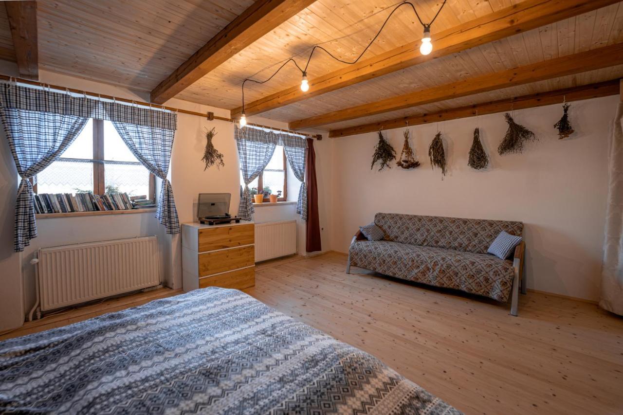 Prizemi Vesnicke Usedlosti - Cozy Village Homestead Vidov エクステリア 写真